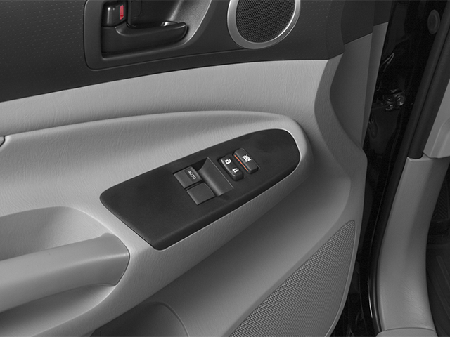 2014 Toyota Tacoma Base SR5