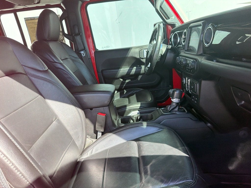 2019 Jeep Wrangler Unlimited Sahara Altitude