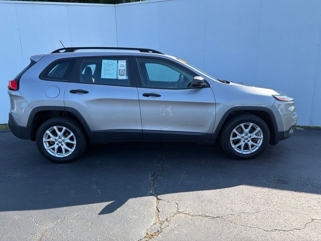 2016 Jeep Cherokee Sport