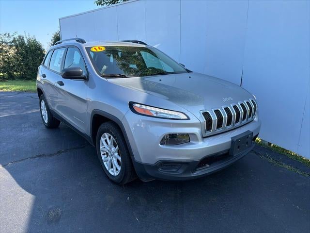 2016 Jeep Cherokee Sport