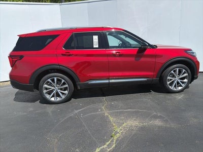 2025 Ford Explorer Platinum