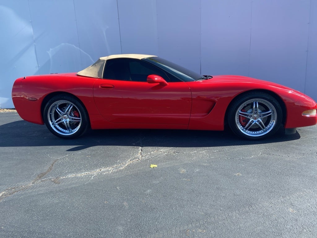 2003 Chevrolet Corvette Base
