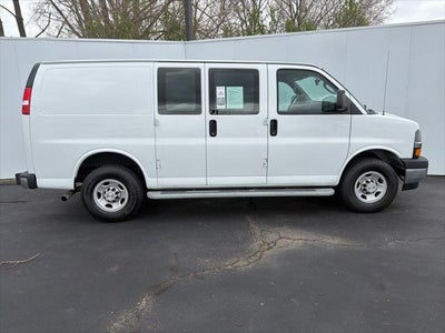 2022 Chevrolet Express 2500 Work Van Cargo