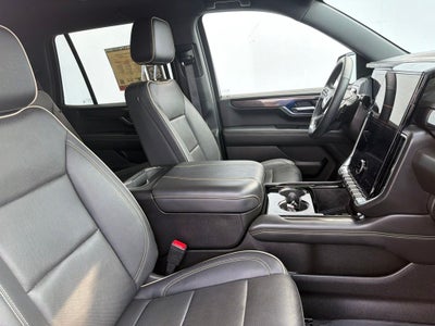 2025 GMC Yukon Elevation