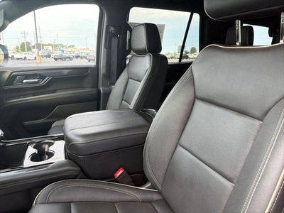 2025 GMC Yukon Elevation