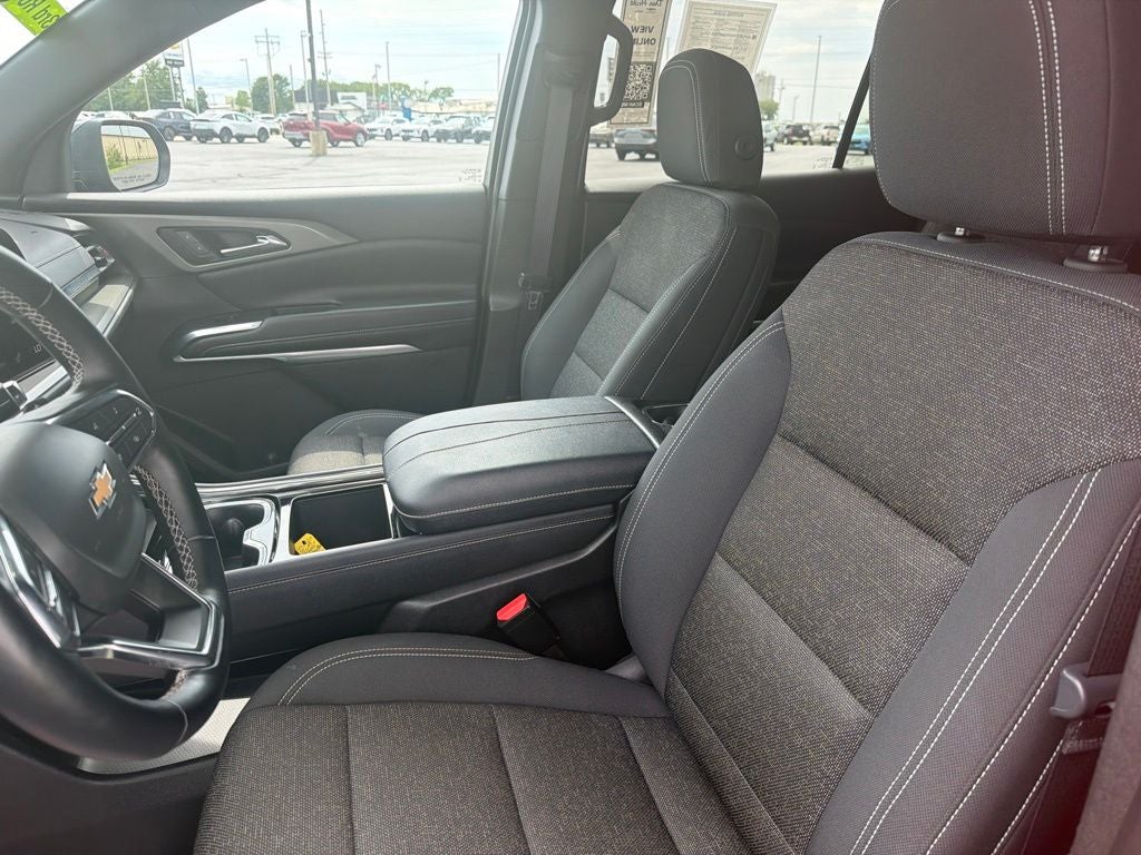 2025 Chevrolet Traverse LT 2LT