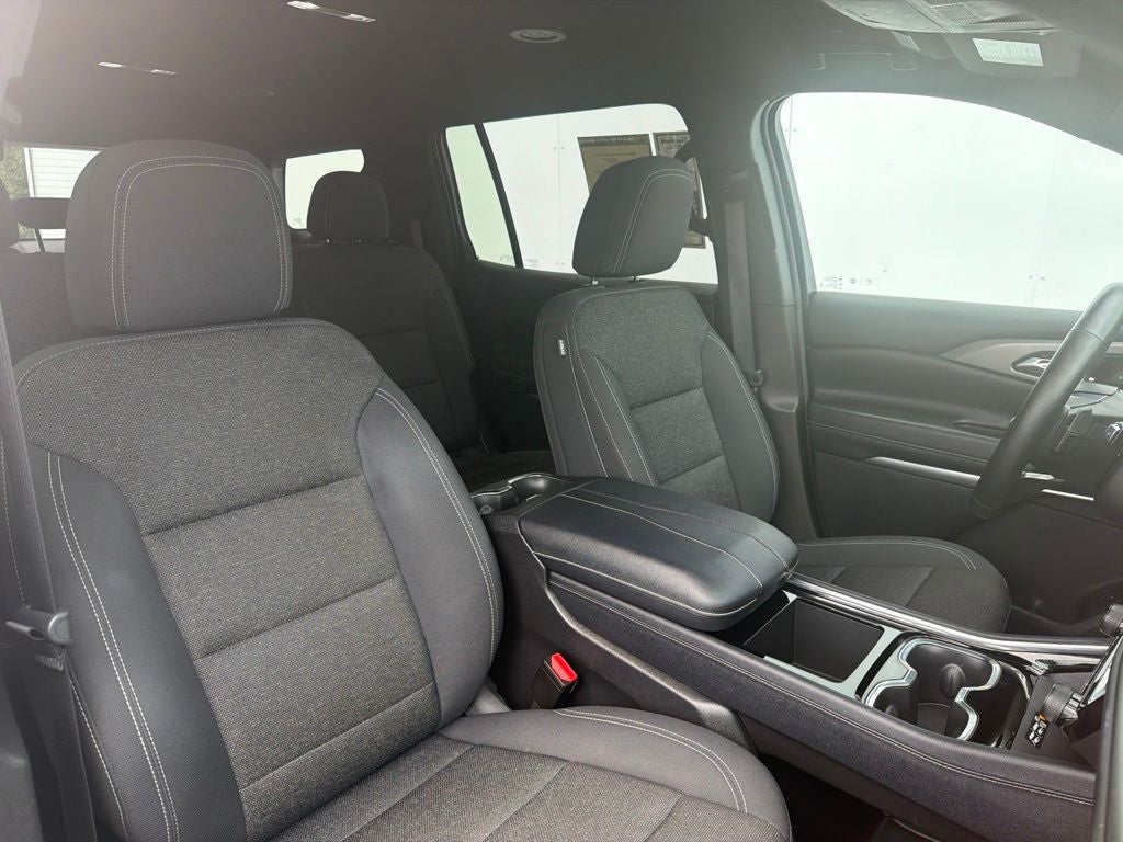 2025 Chevrolet Traverse LT 2LT