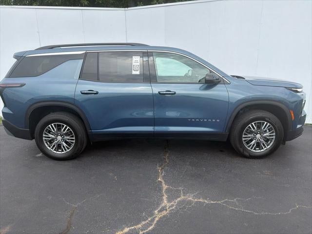 2025 Chevrolet Traverse LT 2LT