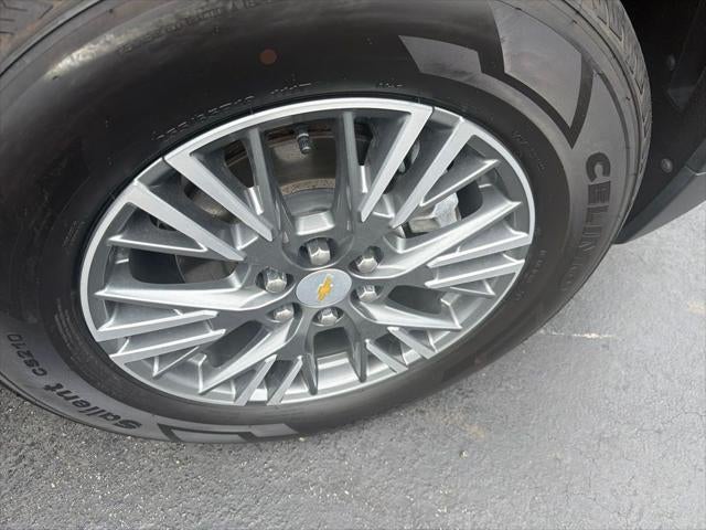 2025 Chevrolet Traverse LT 2LT