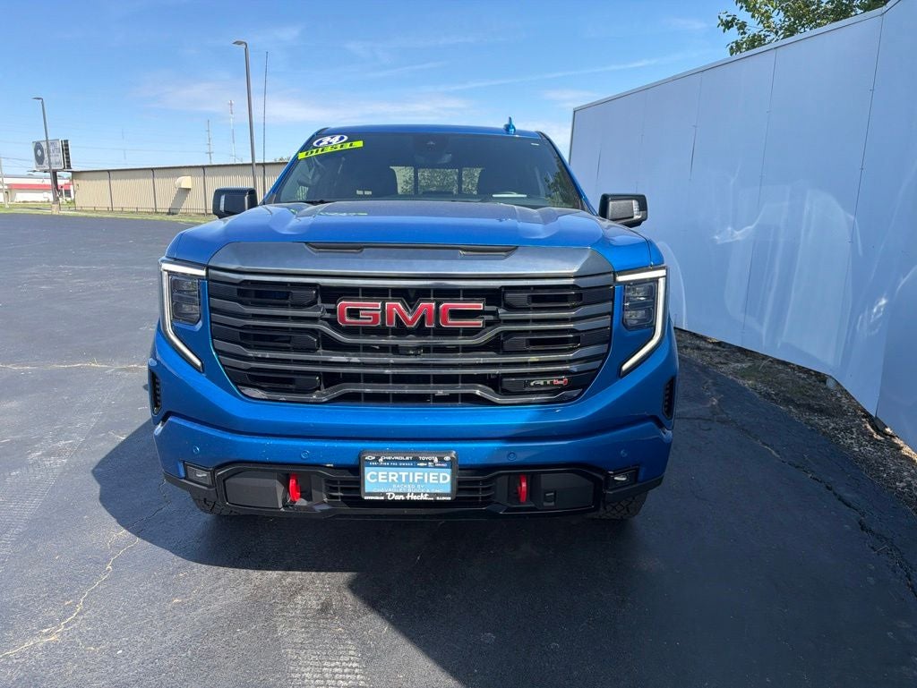 2024 GMC Sierra 1500 AT4