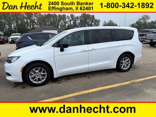 2024 Chrysler Voyager LX