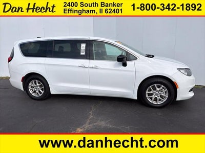 2024 Chrysler Voyager LX