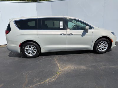 2020 Chrysler Pacifica Touring