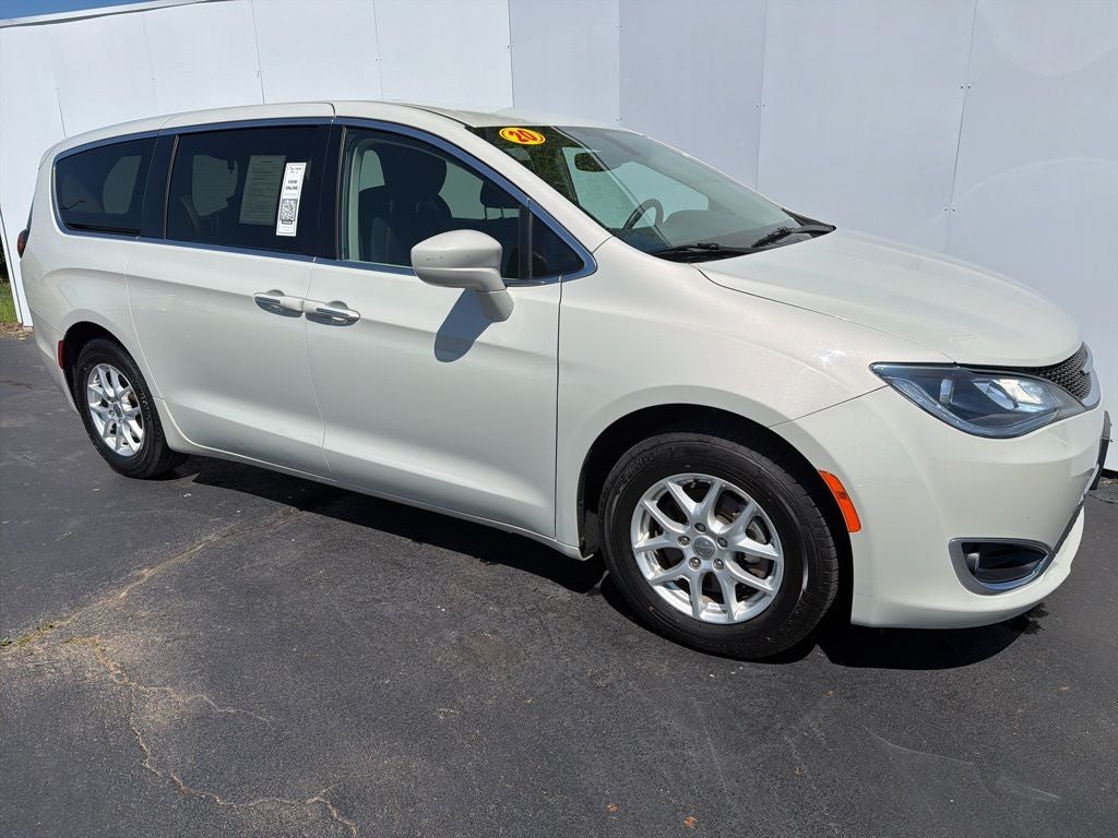 2020 Chrysler Pacifica Touring