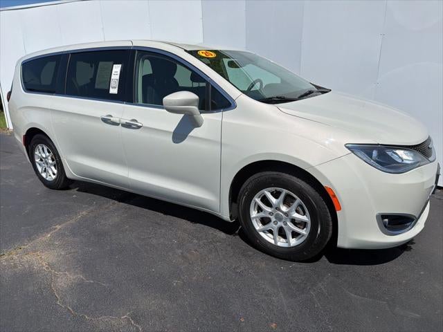 2020 Chrysler Pacifica Touring
