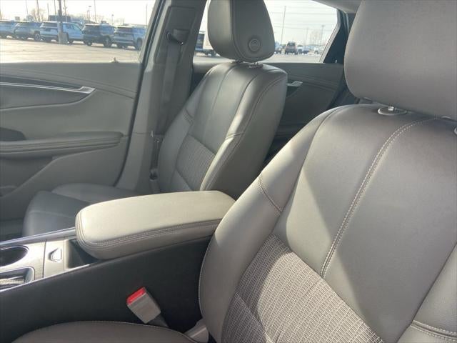 2016 Chevrolet Impala LT 2LT