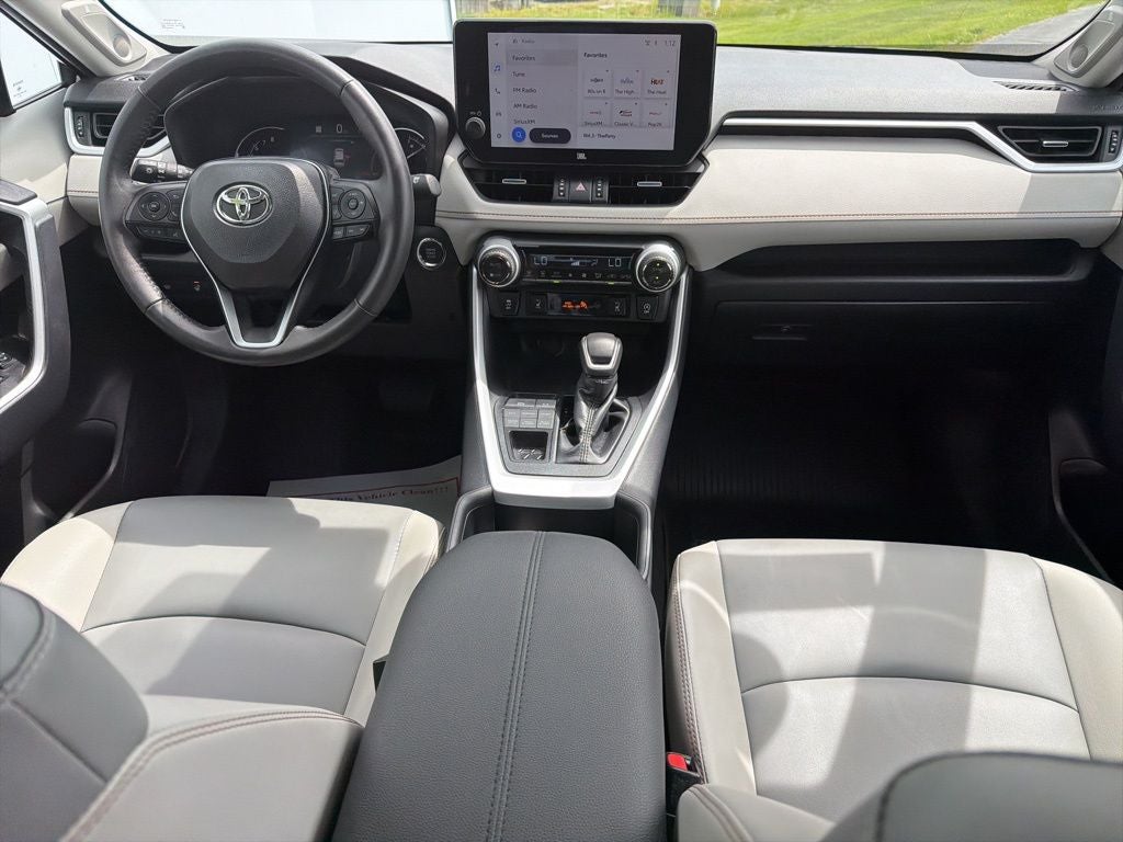 2025 Toyota RAV4 XLE Premium
