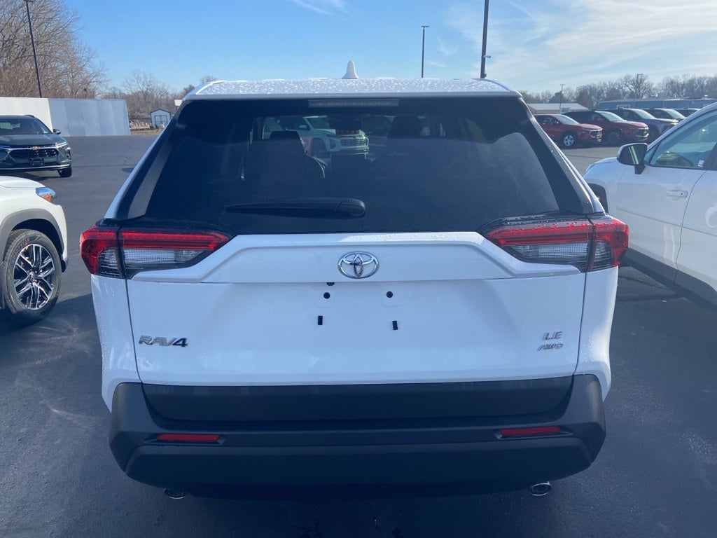 2025 Toyota RAV4 LE