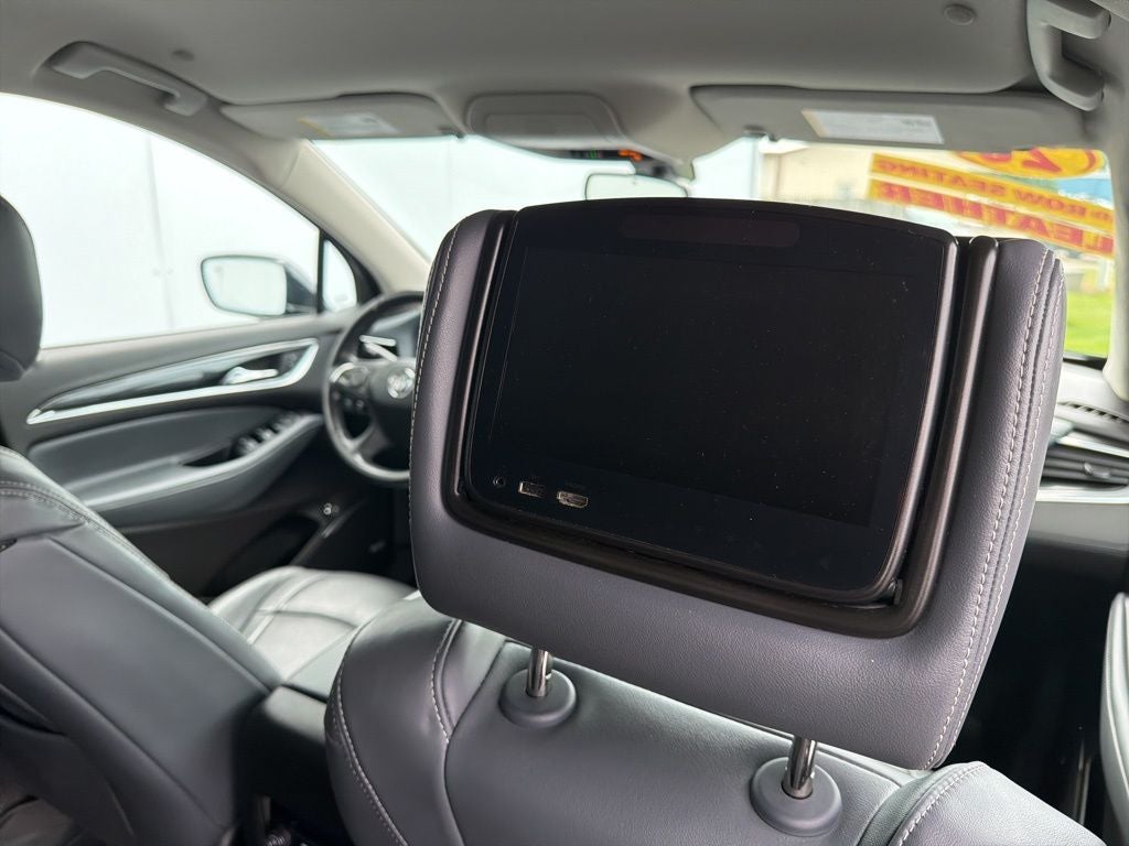 2020 Buick Enclave Essence