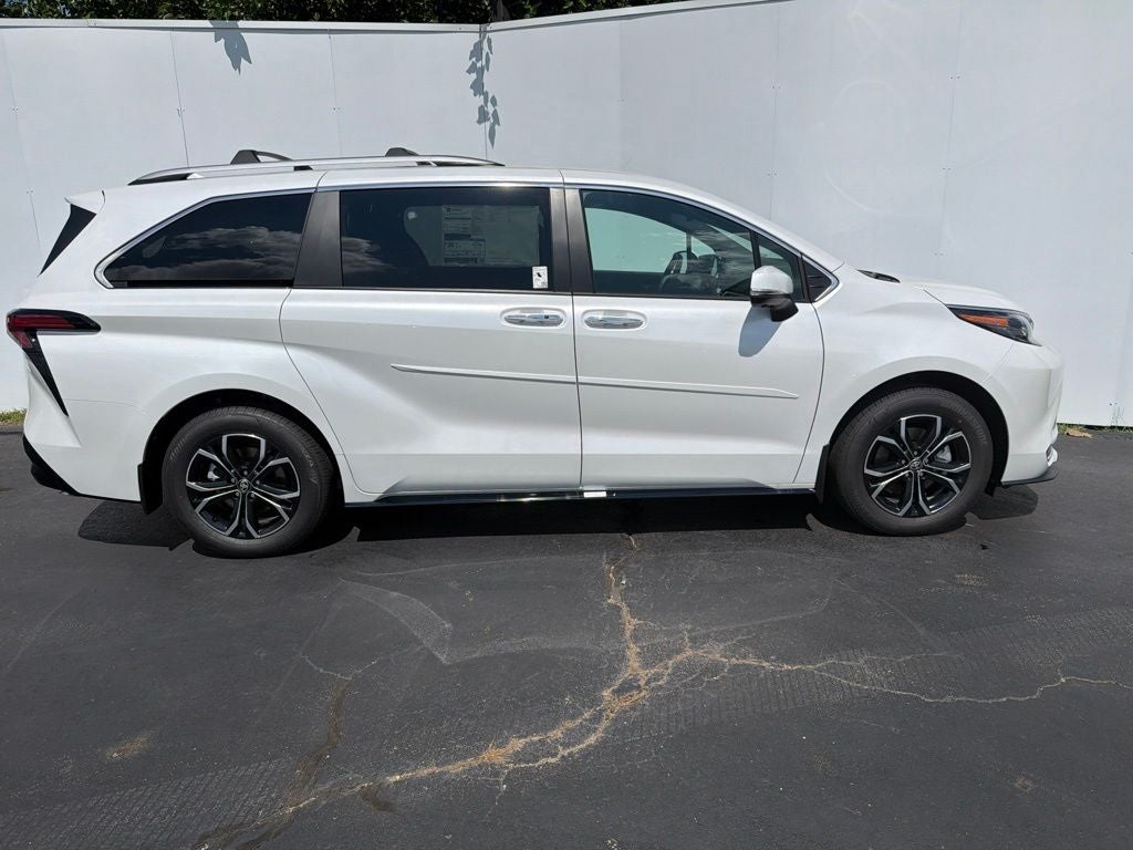 2026 Toyota Sienna Platinum 7 Passenger