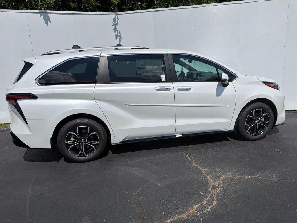 2026 Toyota Sienna Platinum 7 Passenger