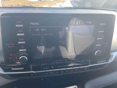 2022 Toyota Sienna XLE 7 Passenger