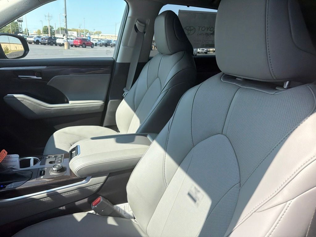 2026 Toyota Highlander Limited