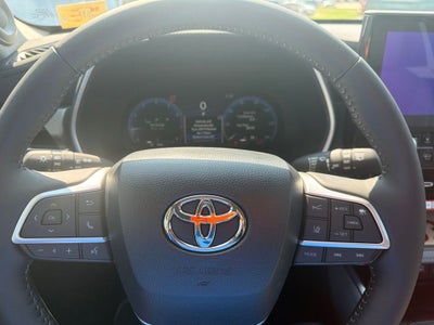 2026 Toyota Highlander Limited