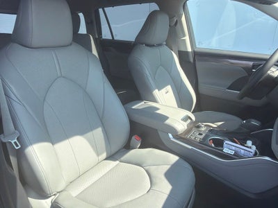 2026 Toyota Highlander Limited
