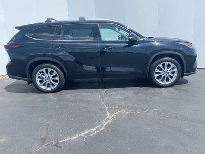 2024 Toyota Highlander Hybrid Limited