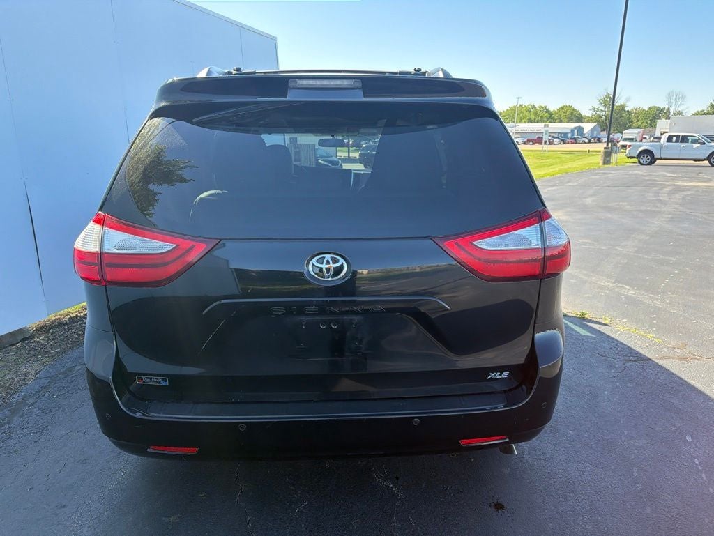 2015 Toyota Sienna XLE Premium 8 Passenger