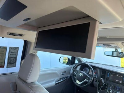 2015 Toyota Sienna XLE Premium 8 Passenger