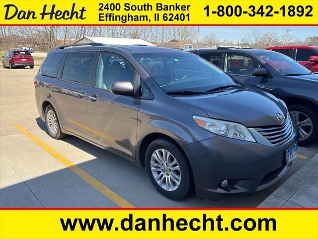 2017 Toyota Sienna XLE