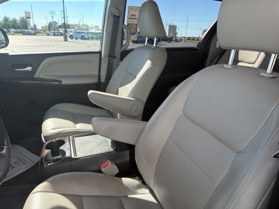 2020 Toyota Sienna Limited Premium 7 Passenger