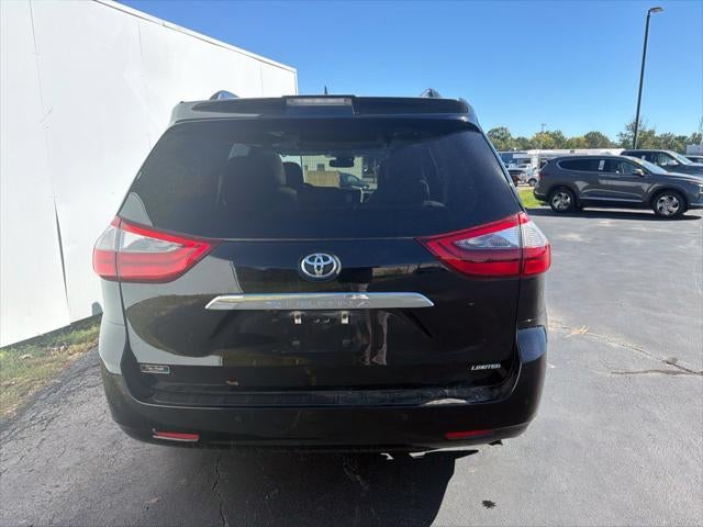 2020 Toyota Sienna Limited Premium 7 Passenger