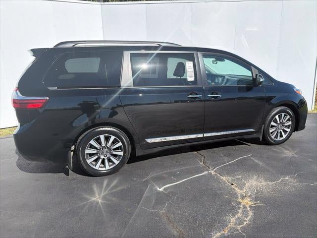 2020 Toyota Sienna Limited Premium 7 Passenger