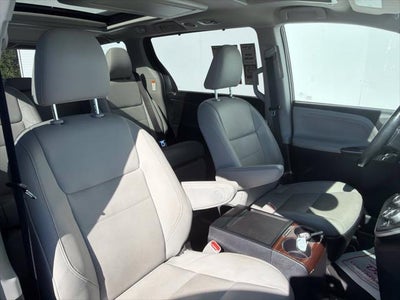 2020 Toyota Sienna Limited Premium 7 Passenger