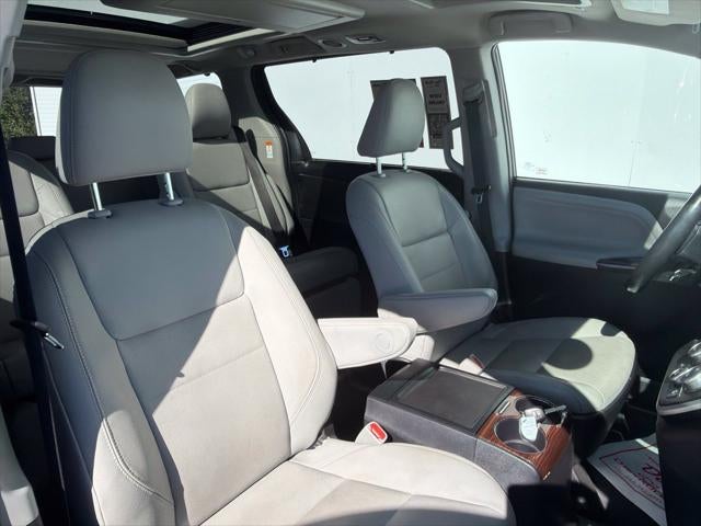 2020 Toyota Sienna Limited Premium 7 Passenger