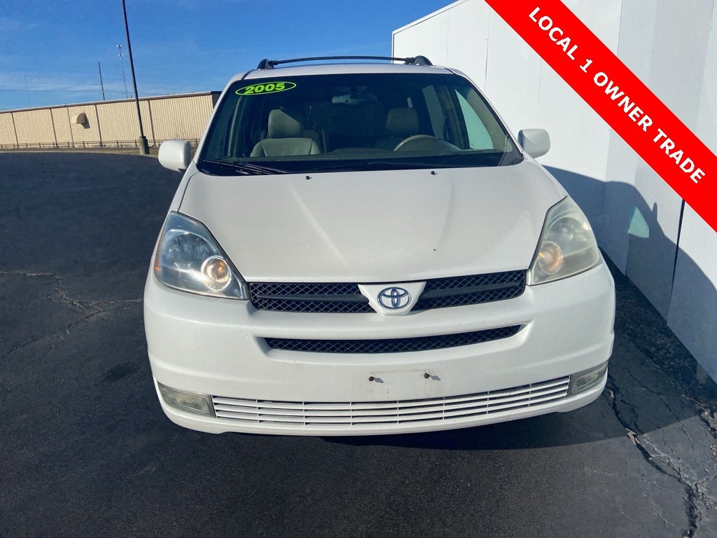 2005 Toyota Sienna XLE
