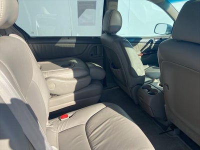 2005 Toyota Sienna XLE