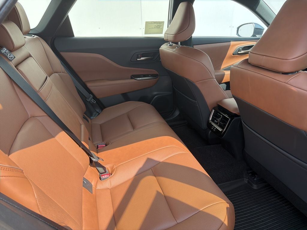 2025 Toyota Crown Signia Limited