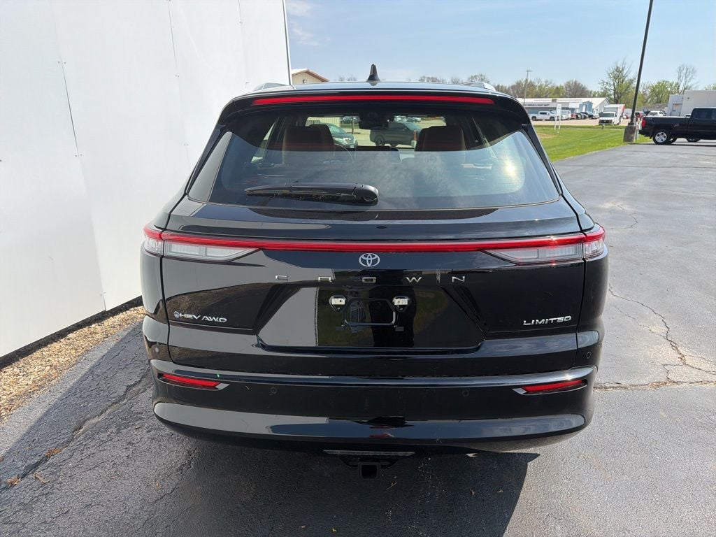 2025 Toyota Crown Signia Limited