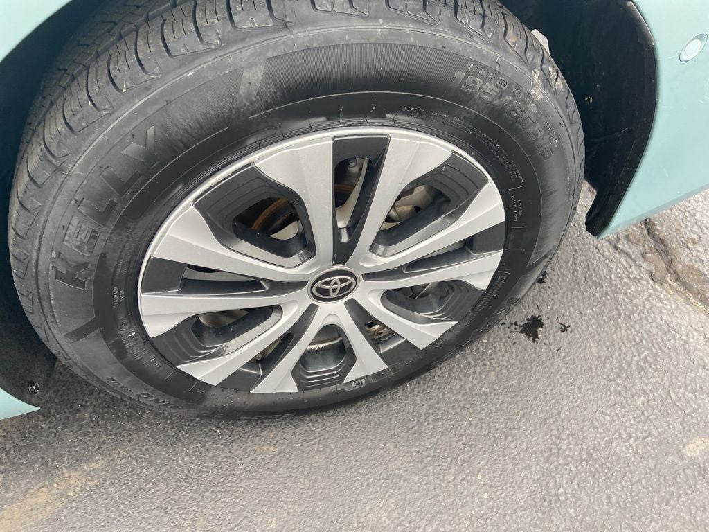 2021 Toyota Prius LE AWD-e