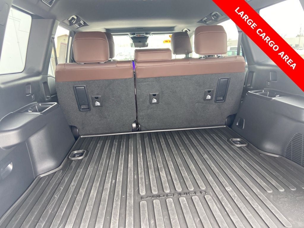 2025 Toyota Land Cruiser Base