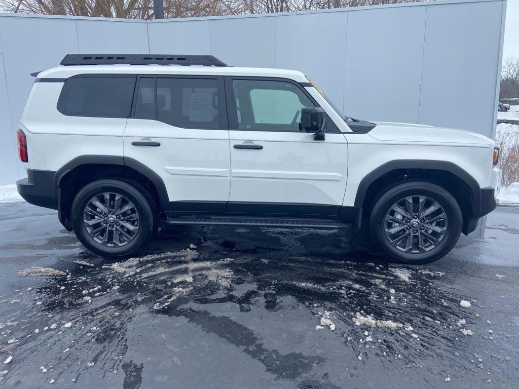 2025 Toyota Land Cruiser Base