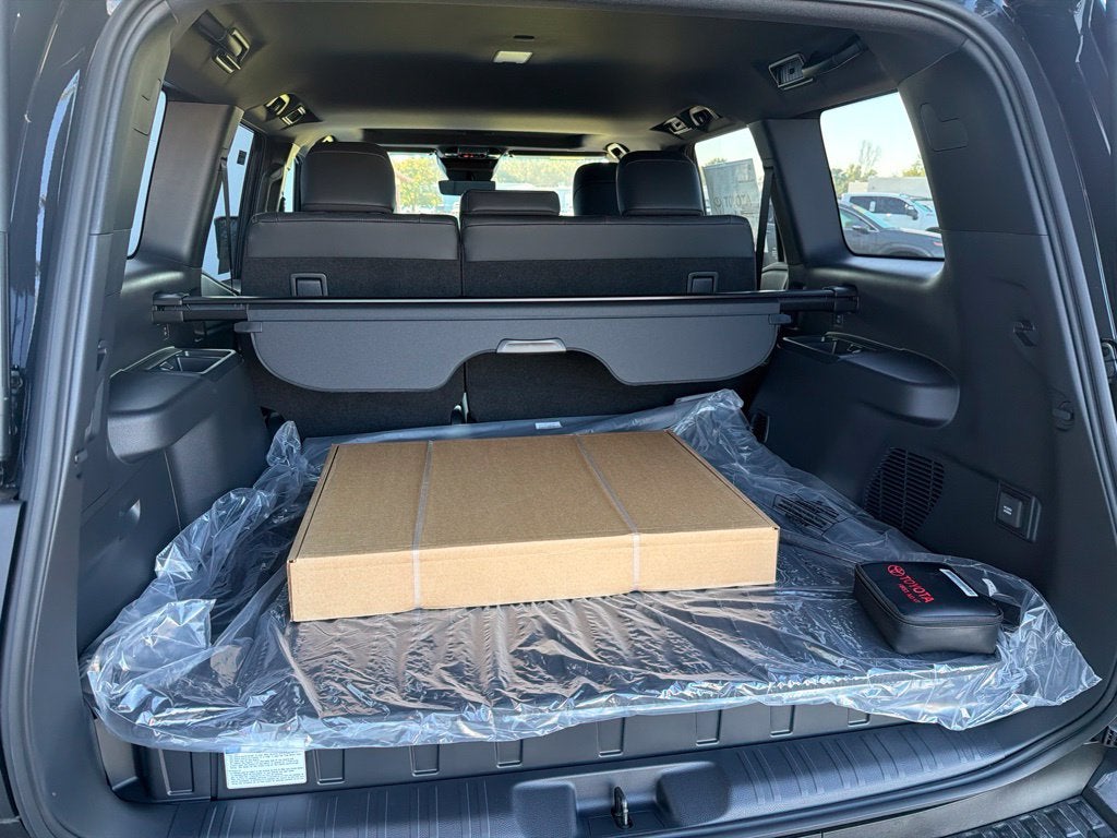 2027 Toyota Land Cruiser Base