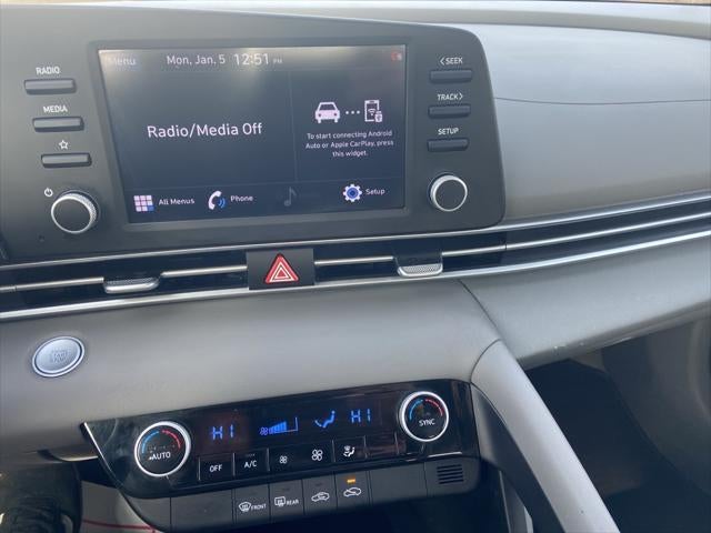 2022 Hyundai Elantra SEL