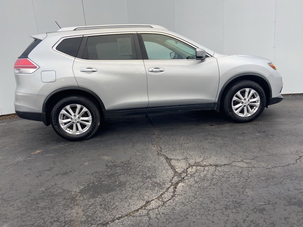 2015 Nissan Rogue SV